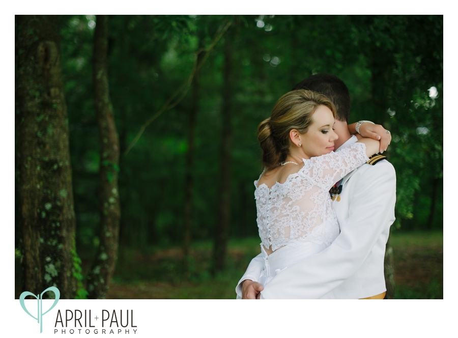 Bride and Groom wedding photography at Oak Hill Stables in Mississippi