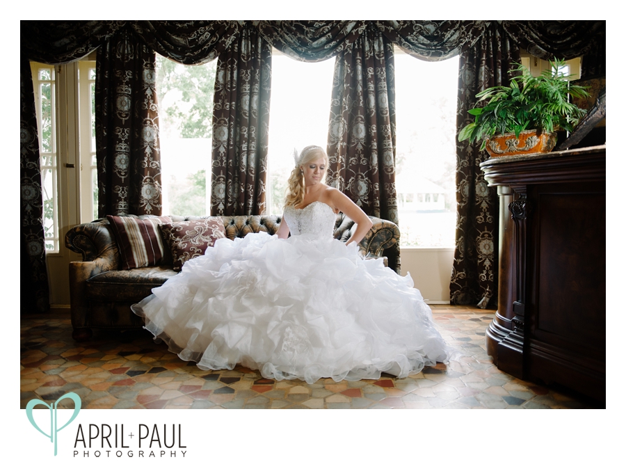 Bridal Portraits at Oak Crest Mansion Wedding in Pass Christian