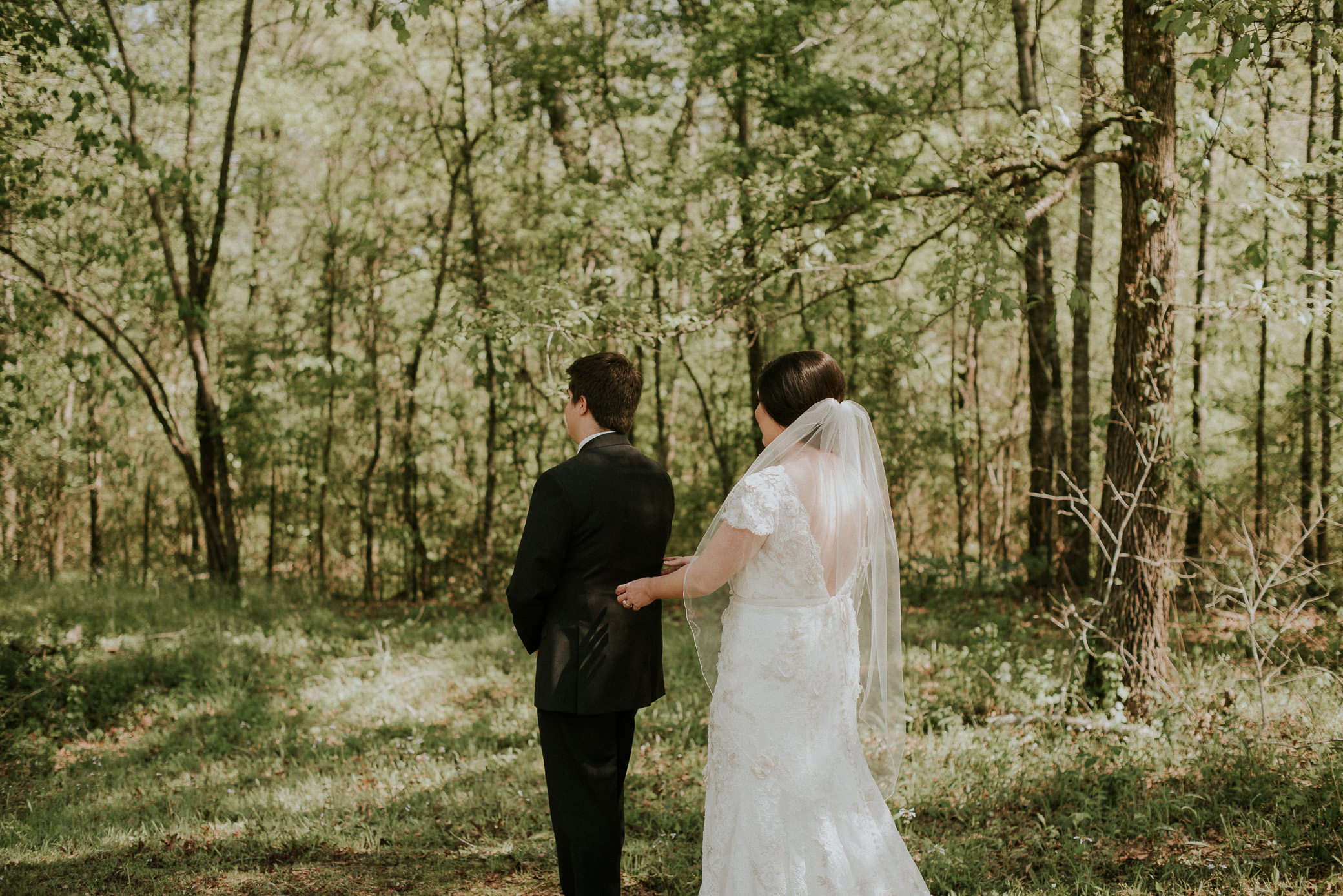 outdoor-intimate-backyard-wedding-jackson-ms-Tracy-Nathan-15