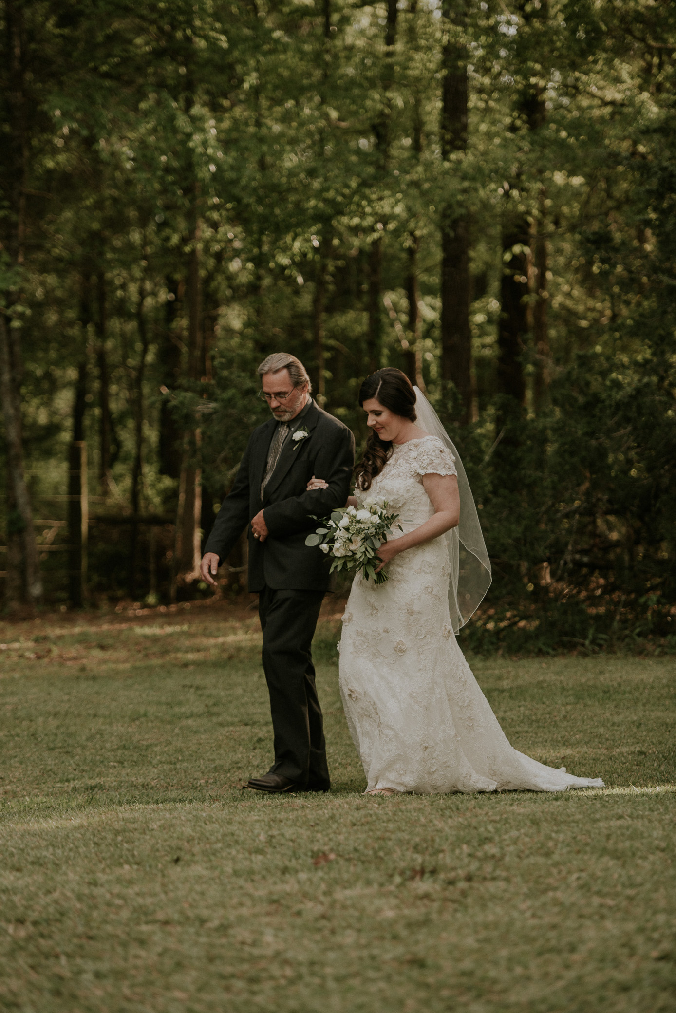 outdoor-intimate-backyard-wedding-jackson-ms-Tracy-Nathan-37